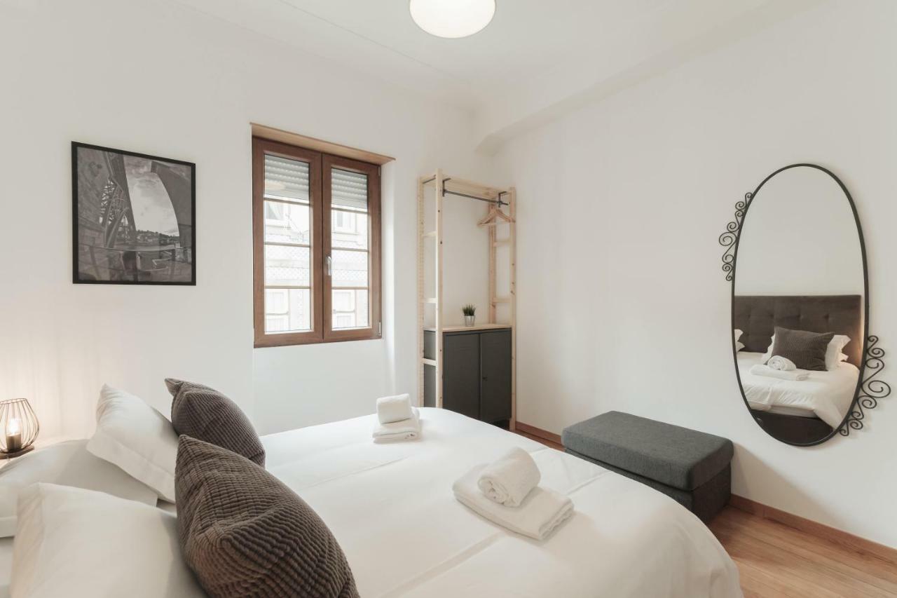 Puro Apartment Порто Екстериор снимка